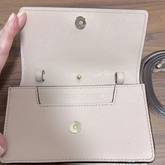 NWOT Kate Spade Cove Street Clutch/Crossbody Bag in Chalk Pink. - Picture 5 of 9
